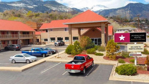 Magnuson Hotel Manitou Springs image 34