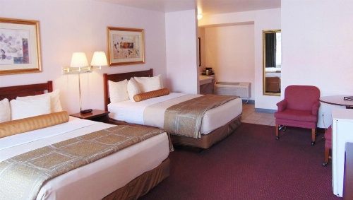 Magnuson Hotel Manitou Springs image 5
