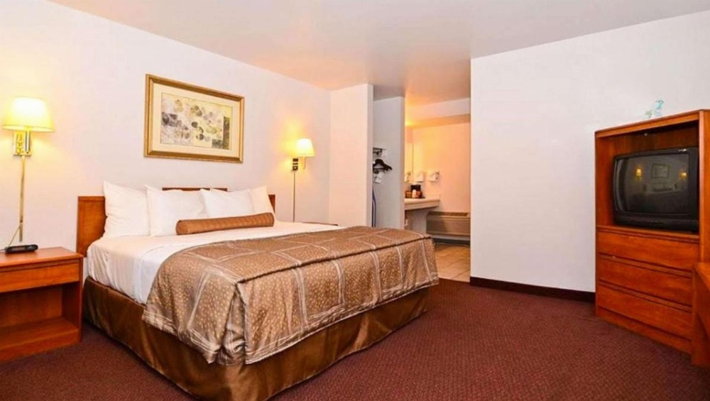 Magnuson Hotel Manitou Springs